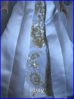Tonner TYLER WENTWORTH 2003 CU COLLECTION 16 DRESSED DOLL SHEA'S WEDDING DAY LE