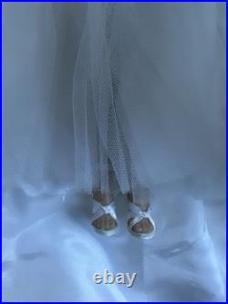Tonner TYLER WENTWORTH 2003 CU COLLECTION 16 DRESSED DOLL SHEA'S WEDDING DAY LE
