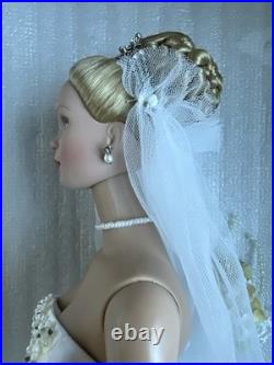 Tonner TYLER WENTWORTH 2003 CU COLLECTION 16 DRESSED DOLL SHEA'S WEDDING DAY LE