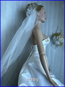 Tonner TYLER WENTWORTH 2003 CU COLLECTION 16 DRESSED DOLL SHEA'S WEDDING DAY LE