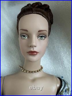 Tonner TYLER WENTWORTH 2003 LOVE IS BLUE SYDNEY CHASE 16 DRESSED FASHION DOLL