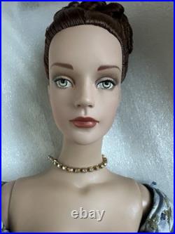 Tonner TYLER WENTWORTH 2003 LOVE IS BLUE SYDNEY CHASE 16 DRESSED FASHION DOLL