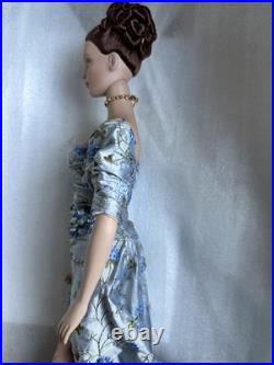 Tonner TYLER WENTWORTH 2003 LOVE IS BLUE SYDNEY CHASE 16 DRESSED FASHION DOLL