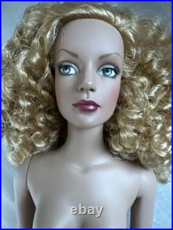 Tonner TYLER WENTWORTH 2004 COLLECTION NUDE SIGNED SYDNEY ENVY 16 FASHION DOLL