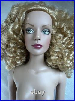 Tonner TYLER WENTWORTH 2004 COLLECTION NUDE SIGNED SYDNEY ENVY 16 FASHION DOLL
