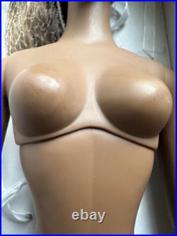 Tonner TYLER WENTWORTH 2004 COLLECTION NUDE SUMPTUOUS ESME 16 FASHION DOLL +Box