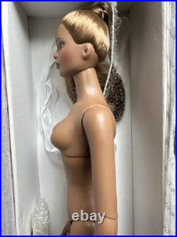 Tonner TYLER WENTWORTH 2004 COLLECTION NUDE SUMPTUOUS ESME 16 FASHION DOLL +Box