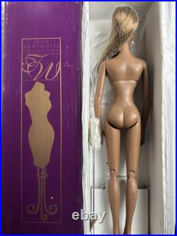 Tonner TYLER WENTWORTH 2004 COLLECTION NUDE SUMPTUOUS ESME 16 FASHION DOLL +Box