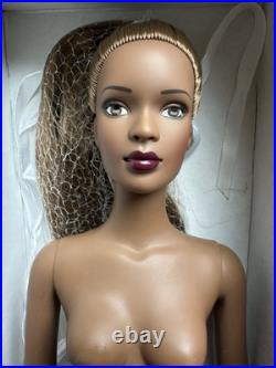 Tonner TYLER WENTWORTH 2004 COLLECTION NUDE SUMPTUOUS ESME 16 FASHION DOLL +Box