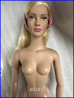 Tonner TYLER WENTWORTH 2004 Collection NUDE ON THE BEACH JANE 16 Fashion Doll