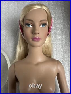 Tonner TYLER WENTWORTH 2004 Collection NUDE ON THE BEACH JANE 16 Fashion Doll