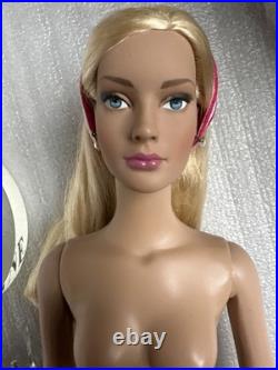 Tonner TYLER WENTWORTH 2004 Collection NUDE ON THE BEACH JANE 16 Fashion Doll