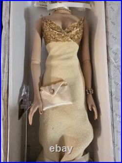 Tonner TYLER WENTWORTH 2004 PARIS FASHION DOLL BON ANNIVERSAIRE GOLD Limited