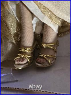 Tonner TYLER WENTWORTH 2004 PARIS FASHION DOLL BON ANNIVERSAIRE GOLD Limited