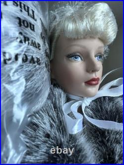 Tonner TYLER WENTWORTH 2004 SYDNEY SOPHISTICATE 16 FASHION DOLL NEW NRFB LE350
