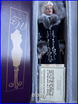 Tonner TYLER WENTWORTH 2004 SYDNEY SOPHISTICATE 16 FASHION DOLL NEW NRFB LE350