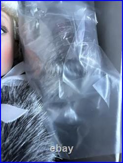 Tonner TYLER WENTWORTH 2004 SYDNEY SOPHISTICATE 16 FASHION DOLL NEW NRFB LE350