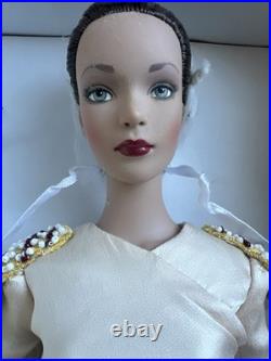 Tonner TYLER WENTWORTH 2004 THEATRE DE LA MODE COLLECTION FANTASIA 16 DOLL NRFB