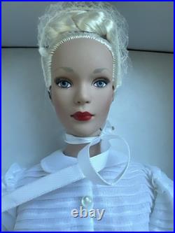 Tonner TYLER WENTWORTH 2004 THEATRE DE LA MODE PURELY PLATINUM 16 DOLL NEW NRFB