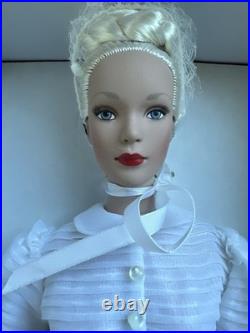 Tonner TYLER WENTWORTH 2004 THEATRE DE LA MODE PURELY PLATINUM 16 DOLL NEW NRFB