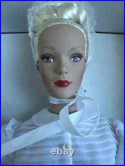 Tonner TYLER WENTWORTH 2004 THEATRE DE LA MODE PURELY PLATINUM 16 DOLL NEW NRFB Tonner TYLER WENTWORTH 2004 THEATRE DE LA MODE PURELY PLATINUM 16 DOLL NEW NRFB