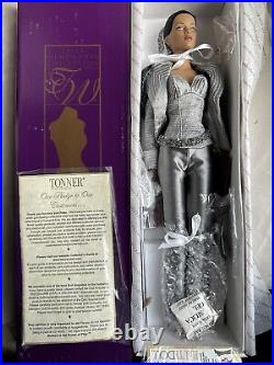 Tonner TYLER WENTWORTH 2005 CHERISHED FRIENDS JAC D'ARGENT 16 FASHION DOLL NRFB