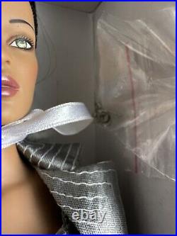 Tonner TYLER WENTWORTH 2005 CHERISHED FRIENDS JAC D'ARGENT 16 FASHION DOLL NRFB