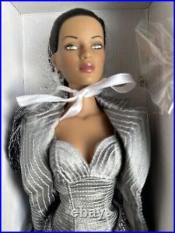 Tonner TYLER WENTWORTH 2005 CHERISHED FRIENDS JAC D'ARGENT 16 FASHION DOLL NRFB