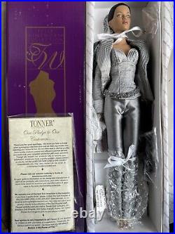 Tonner TYLER WENTWORTH 2005 CHERISHED FRIENDS JAC D'ARGENT 16 FASHION DOLL NRFB