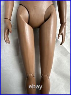 Tonner TYLER WENTWORTH 2005 NUDE TRENDS ESME 16 Fashion Doll BW Bending Wrists Tonner TYLER WENTWORTH 2005 NUDE TRENDS ESME 16 Fashion Doll BW Bending Wrists