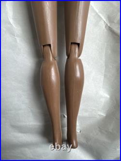 Tonner TYLER WENTWORTH 2005 NUDE TRENDS ESME 16 Fashion Doll BW Bending Wrists Tonner TYLER WENTWORTH 2005 NUDE TRENDS ESME 16 Fashion Doll BW Bending Wrists