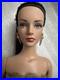 Tonner TYLER WENTWORTH 2006 BYZANTINE SYDNEY CHASE 16 DRESSED FASHION DOLL BW