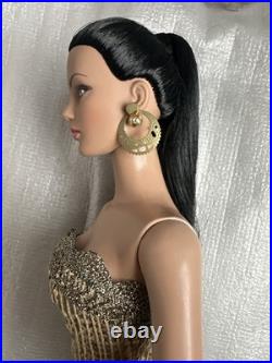 Tonner TYLER WENTWORTH 2006 BYZANTINE SYDNEY CHASE 16 DRESSED FASHION DOLL BW