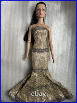 Tonner TYLER WENTWORTH 2006 BYZANTINE SYDNEY CHASE 16 DRESSED FASHION DOLL BW Tonner TYLER WENTWORTH 2006 BYZANTINE SYDNEY CHASE 16 DRESSED FASHION DOLL BW