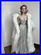 Tonner TYLER WENTWORTH 2006 COLLECTION WINTER FLAME SYDNEY CHASE 16 DOLL LE 300