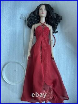 Tonner TYLER WENTWORTH 2006 PARIS FASHION DOLL FESTIVAL 16 LA FLAMBEE LE 50 BW