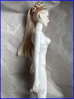 Tonner TYLER WENTWORTH 2007 COSMIC JETSET LUNA 16 NUDE Fashion Doll BW Body LE
