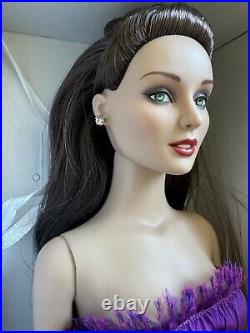 Tonner TYLER WENTWORTH 2007 Collection GRAND OPENING MERA 16 FASHION DOLL LE300