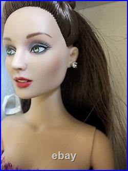 Tonner TYLER WENTWORTH 2007 Collection GRAND OPENING MERA 16 FASHION DOLL LE300