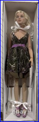 Tonner TYLER WENTWORTH 2007 FLIRT FATALE KIT 16 DRESSED DOLL BW BODY LE 500 Tonner TYLER WENTWORTH 2007 FLIRT FATALE KIT 16 DRESSED DOLL BW BODY LE 500