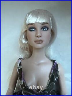 Tonner TYLER WENTWORTH 2007 FLIRT FATALE KIT 16 DRESSED DOLL BW BODY LE 500