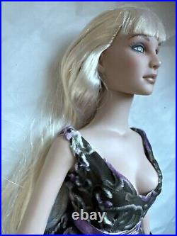 Tonner TYLER WENTWORTH 2007 FLIRT FATALE KIT 16 DRESSED DOLL BW BODY LE 500