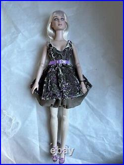 Tonner TYLER WENTWORTH 2007 FLIRT FATALE KIT 16 DRESSED DOLL BW BODY LE 500