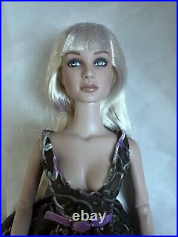 Tonner TYLER WENTWORTH 2007 FLIRT FATALE KIT 16 DRESSED DOLL BW BODY LE 500