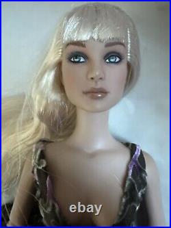 Tonner TYLER WENTWORTH 2007 FLIRT FATALE KIT 16 DRESSED DOLL BW BODY LE 500