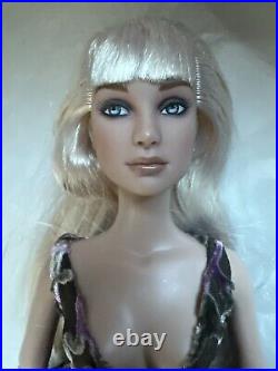 Tonner TYLER WENTWORTH 2007 FLIRT FATALE KIT 16 DRESSED DOLL BW BODY LE 500