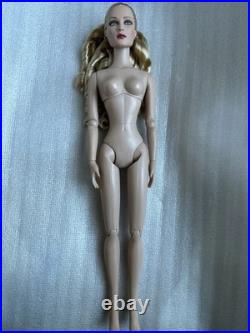 Tonner TYLER WENTWORTH 2007 NUDE SHIMMERING QUEEN BASIC SHAUNA 16 FASHION DOLL Tonner TYLER WENTWORTH 2007 NUDE SHIMMERING QUEEN BASIC SHAUNA 16 FASHION DOLL