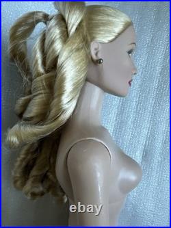 Tonner TYLER WENTWORTH 2007 NUDE SHIMMERING QUEEN BASIC SHAUNA 16 FASHION DOLL Tonner TYLER WENTWORTH 2007 NUDE SHIMMERING QUEEN BASIC SHAUNA 16 FASHION DOLL