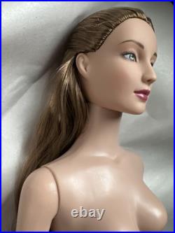 Tonner TYLER WENTWORTH 2007 SHINYUU LAYNE 16 NUDE Fashion Doll BW Body LE 250 Tonner TYLER WENTWORTH 2007 SHINYUU LAYNE 16 NUDE Fashion Doll BW Body LE 250