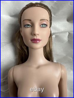 Tonner TYLER WENTWORTH 2007 SHINYUU LAYNE 16 NUDE Fashion Doll BW Body LE 250 Tonner TYLER WENTWORTH 2007 SHINYUU LAYNE 16 NUDE Fashion Doll BW Body LE 250